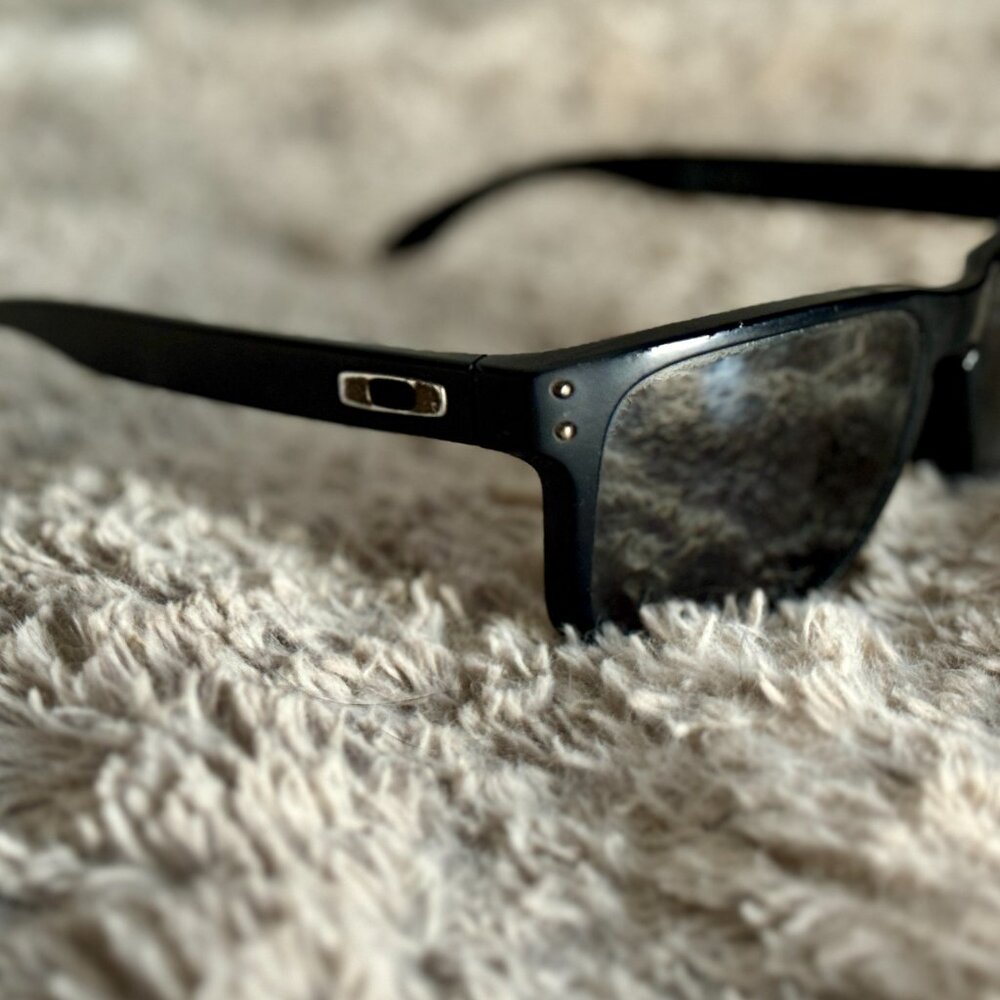 Oakley Holbrook model 009102-63 Black/Silver Sunglasses